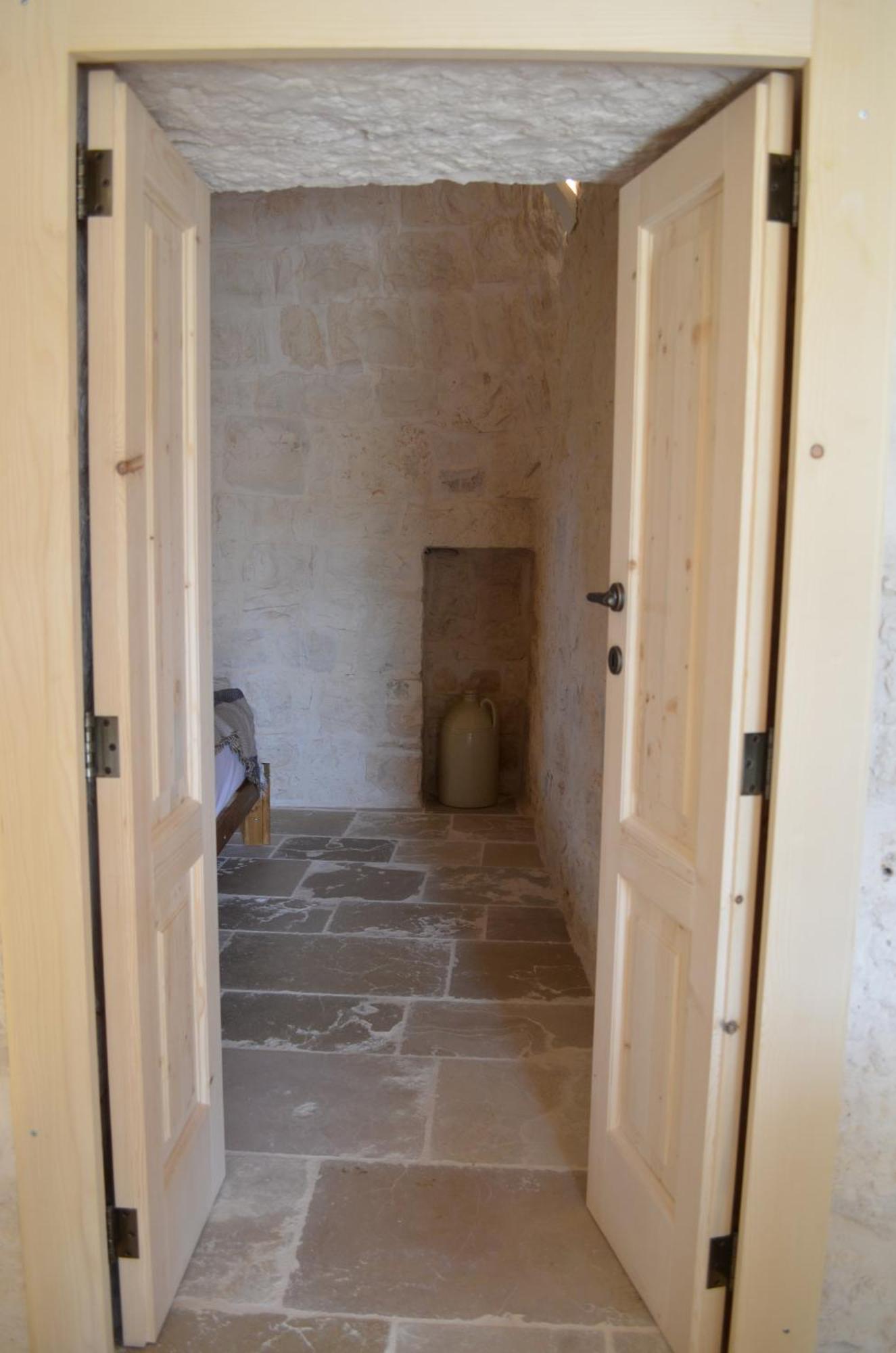 B&B Fuga Al Trullo Ostuni Dış mekan fotoğraf